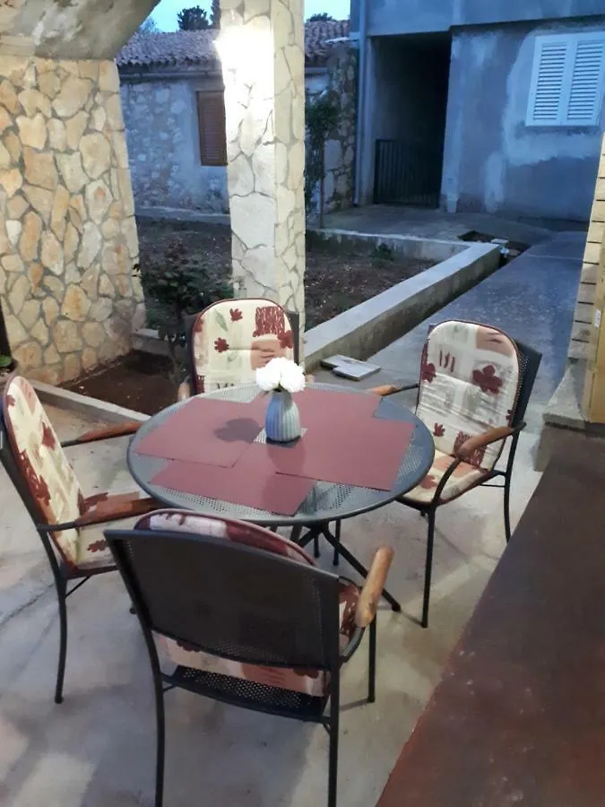 Apartment Vito Ugljan